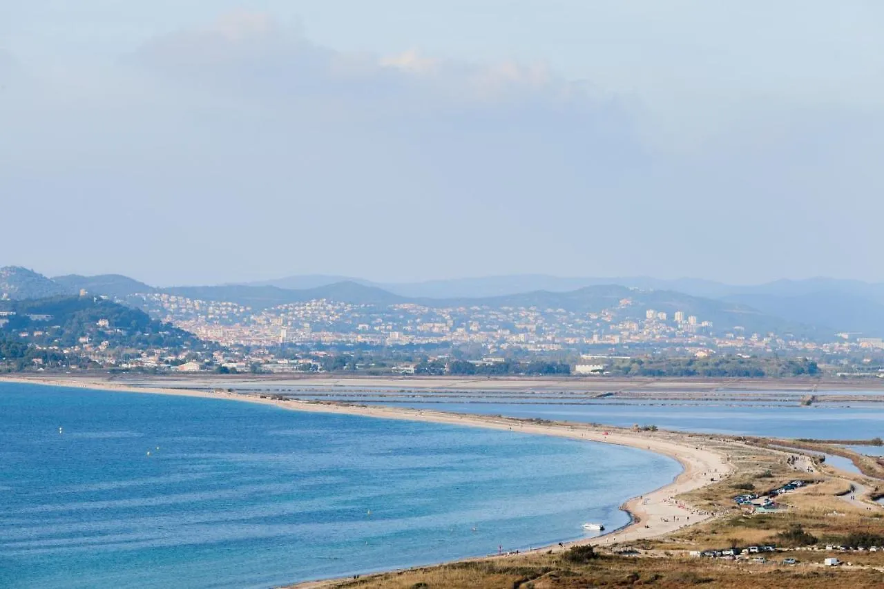 Les Cigales Villa Hyeres 0*,  France